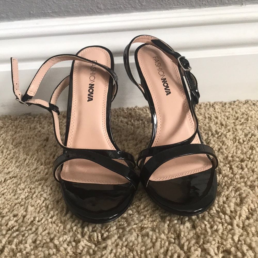 Black Heels *never worn out*